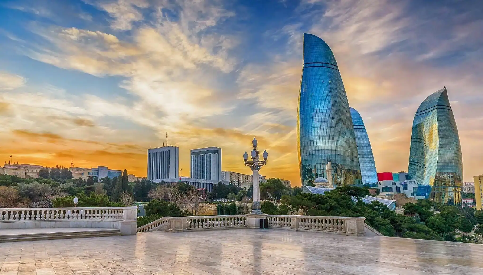 راهنمای کامل سفر به آذربایجان
