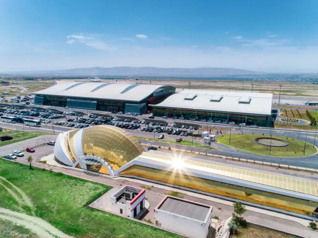 فرودگاه بین‌المللی تفلیس