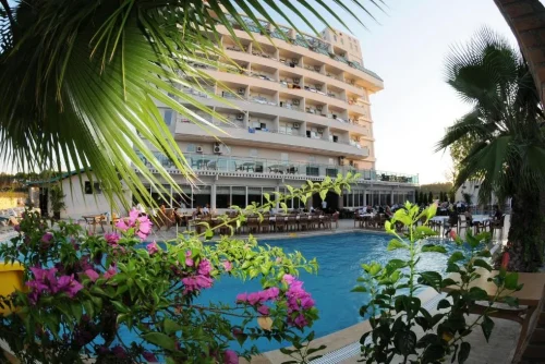 هتل بلکون بلک آنتالیا