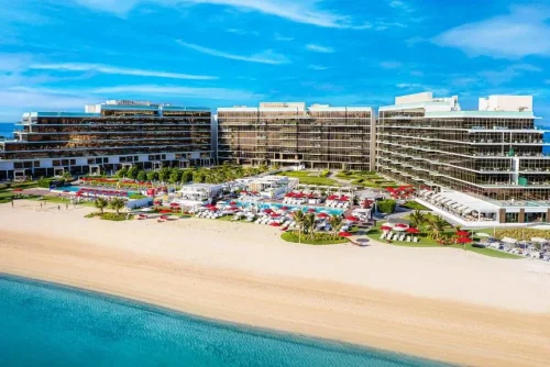 هتل Th8 پالم دبی ریزورت